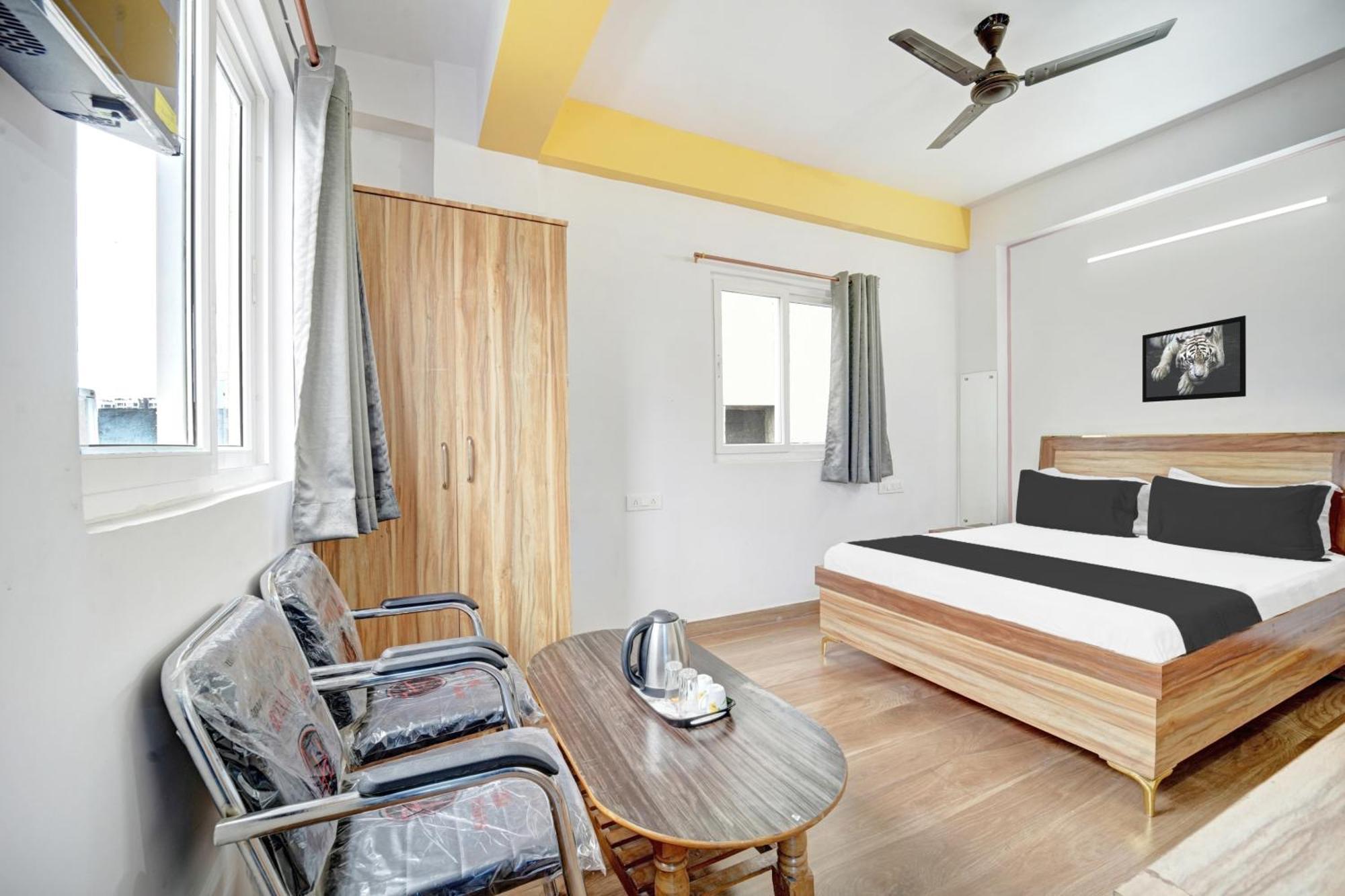 Danapur Hotel O Arvind Inn מראה חיצוני תמונה