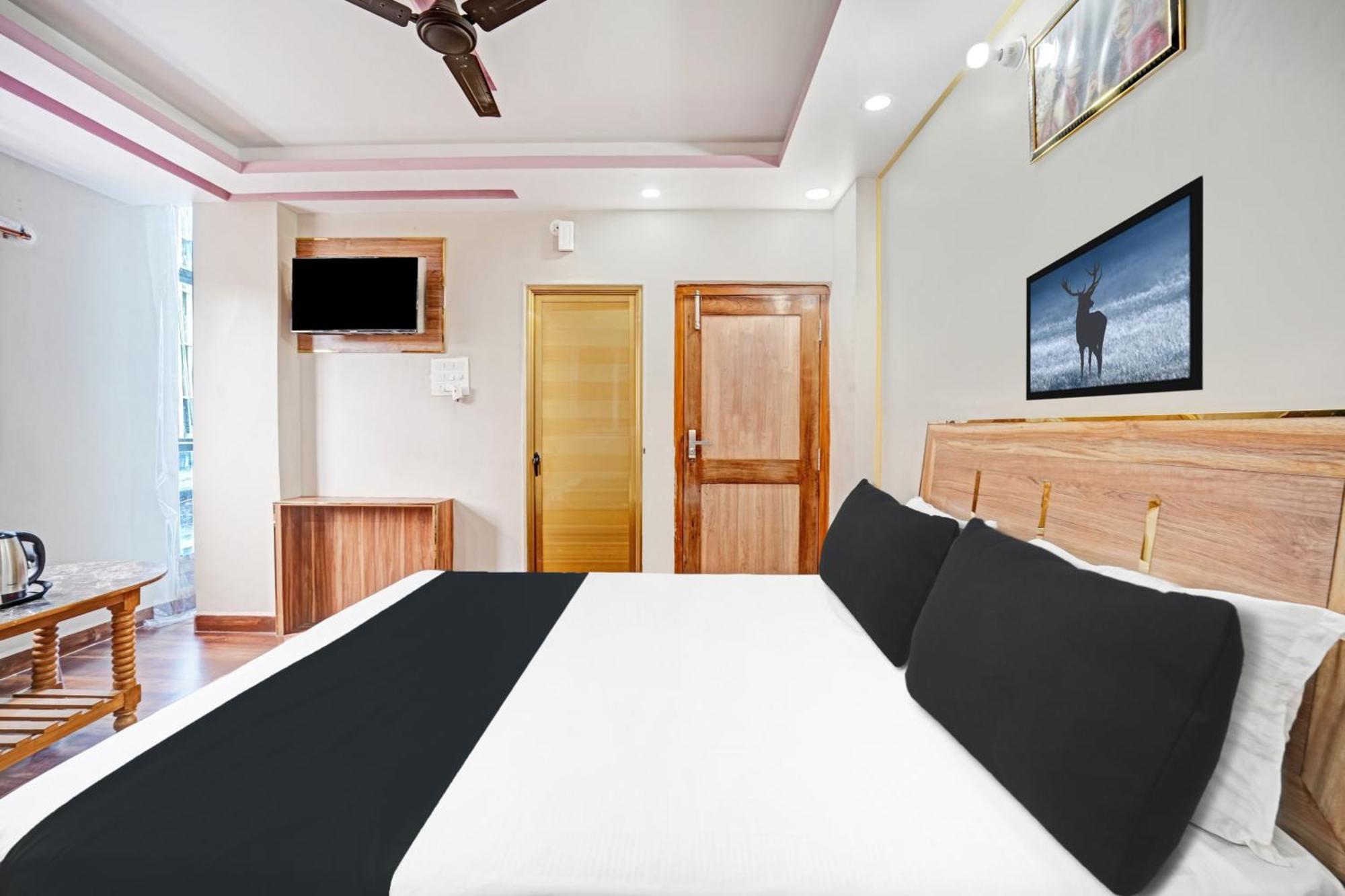 Danapur Hotel O Arvind Inn מראה חיצוני תמונה